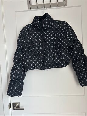 Divided winter padded crop jacket large